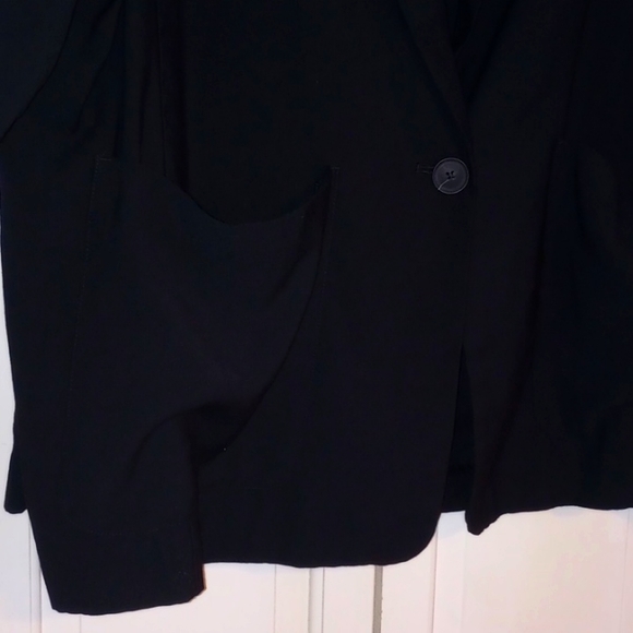 Black Lightweight Blazer - Picture 4 of 5